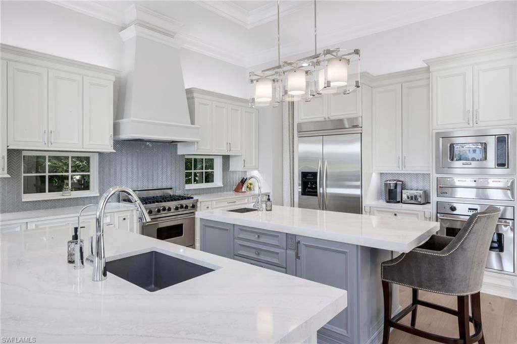 1561 Marsh Wren Ln, Naples, FL 34105 Photo