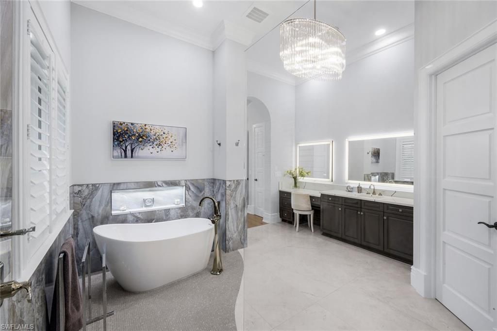 1561 Marsh Wren Ln, Naples, FL 34105 Photo