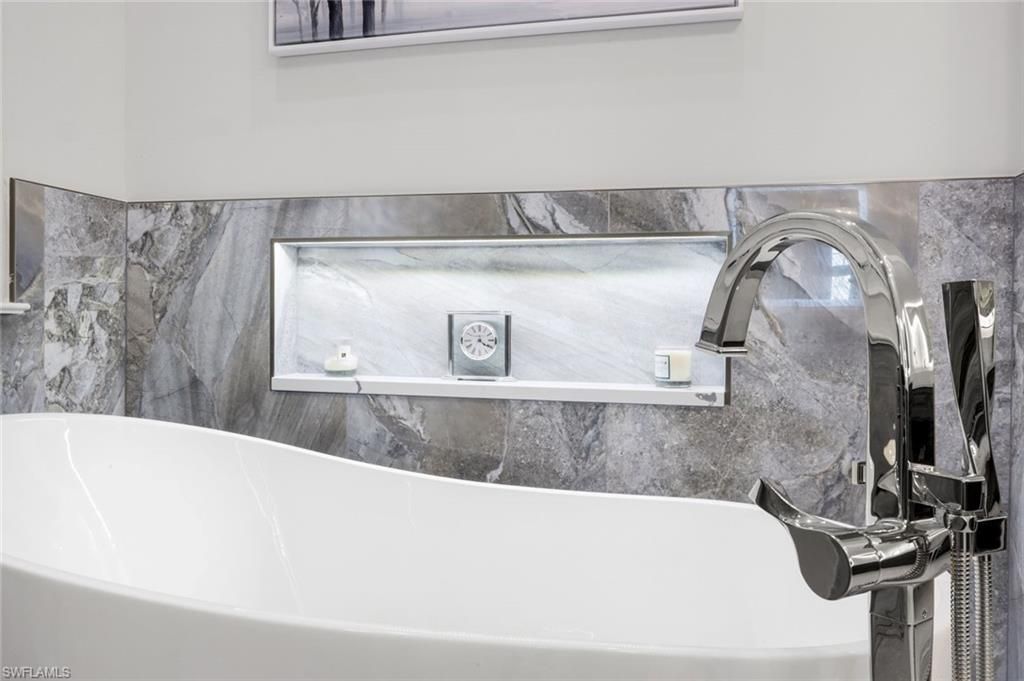 1561 Marsh Wren Ln, Naples, FL 34105 Photo