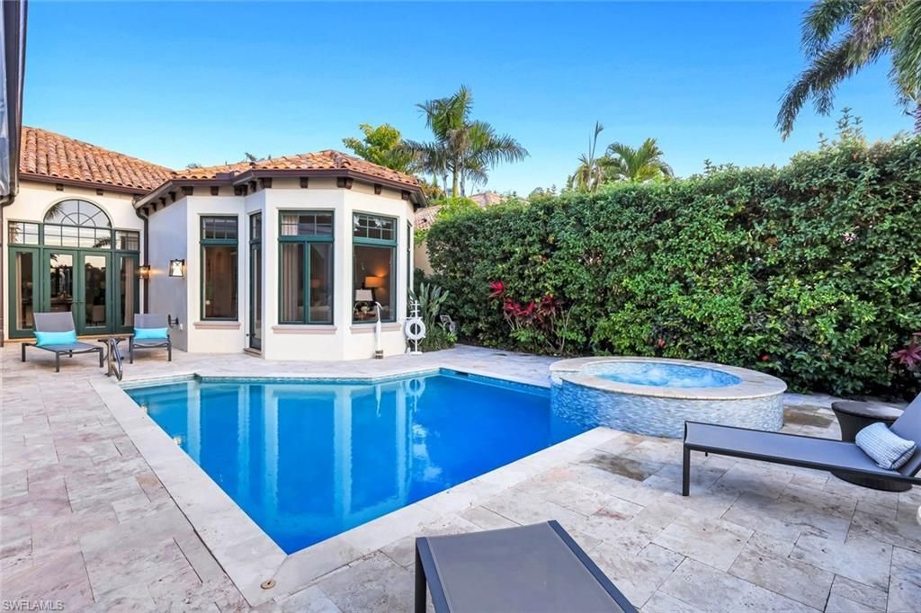 1561 Marsh Wren Ln, Naples, FL 34105 Photo