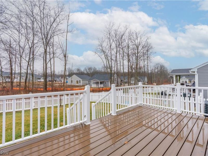 1011 Sunrise Way, Akron, OH 44312 Photo 32