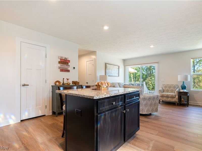 1011 Sunrise Way, Akron, OH 44312 Photo 9