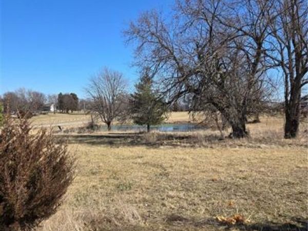 1029 NE Brookfield Drive, Lee's Summit, MO 64086