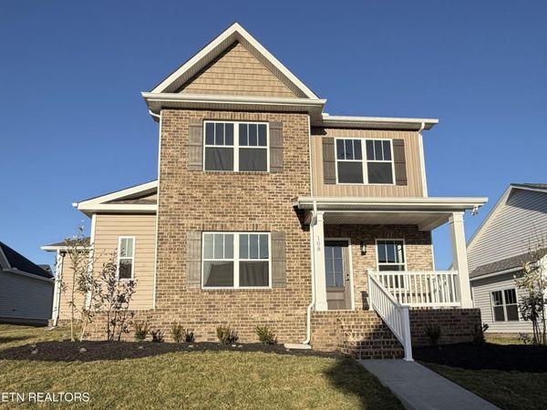 108 Kirbyberry Rd, Oak Ridge, TN 37830