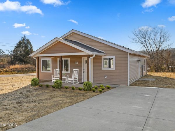 109 Bradys Way, Harriman, TN 37748