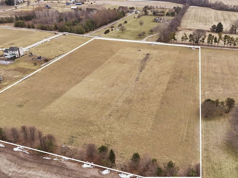 1817 Lawrence Road , Delaware, OH 43015 Photo 3