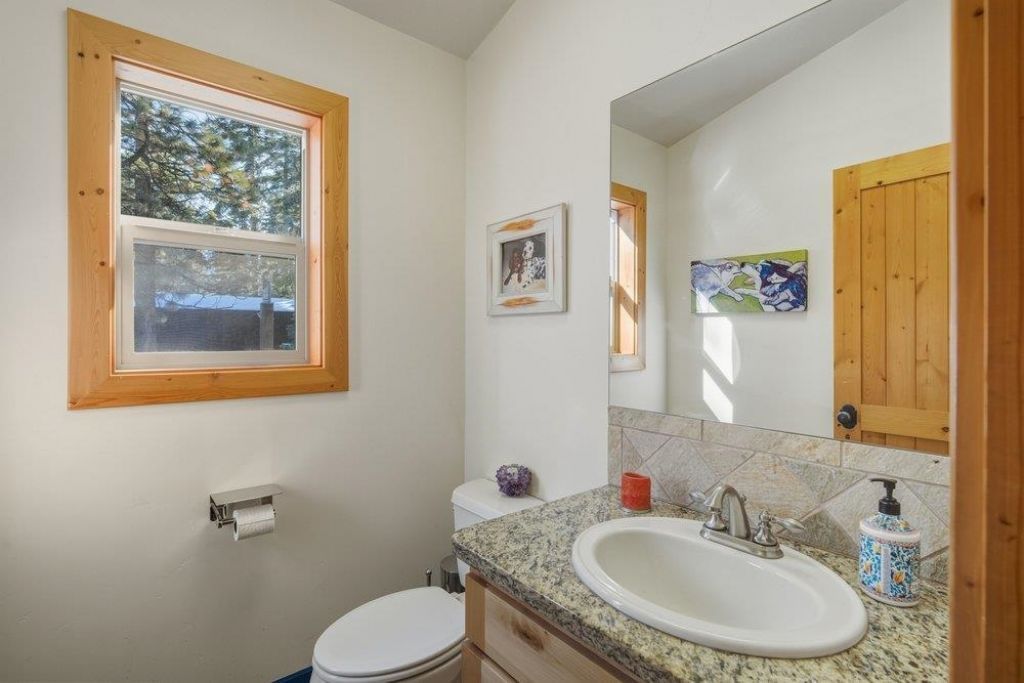 1130 Canterbury Drive, Kings Beach, CA 96143 Photo