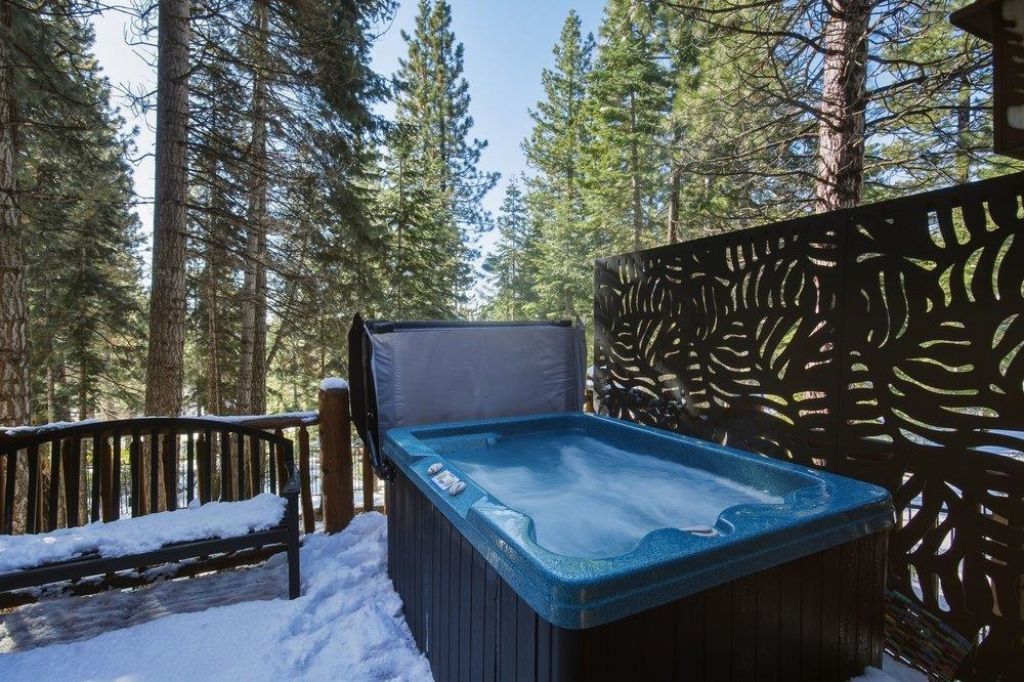 1130 Canterbury Drive, Kings Beach, CA 96143 Photo