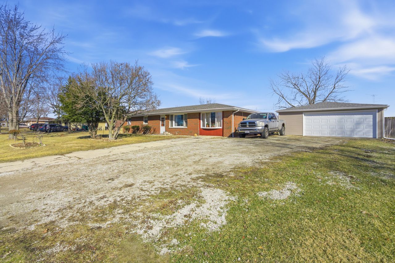 2225 Loganberry Street, Joliet, IL 60433 Main Photo