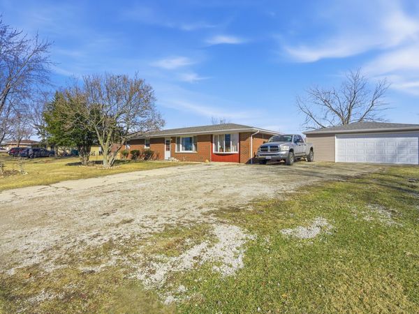 2225 Loganberry Street, Joliet, IL 60433