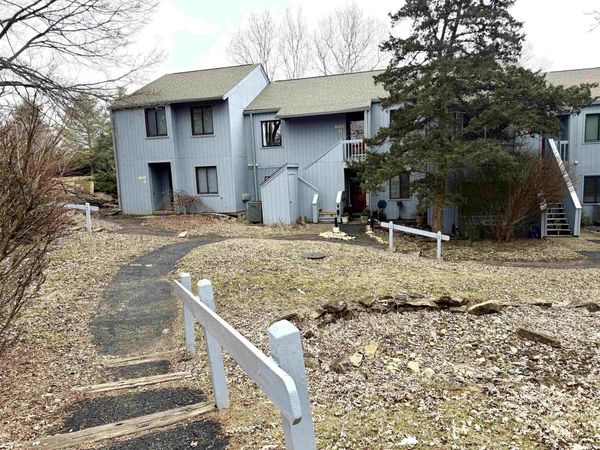 9021 S Pointe Ridge Lane, Unit 11, Bloomington, IN 47401