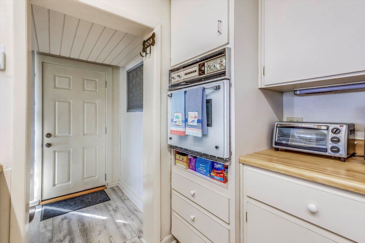 367 Mashes Sands Road, Panacea, FL 32346 Photo