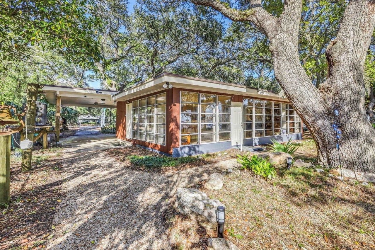 367 Mashes Sands Road, Panacea, FL 32346 Photo