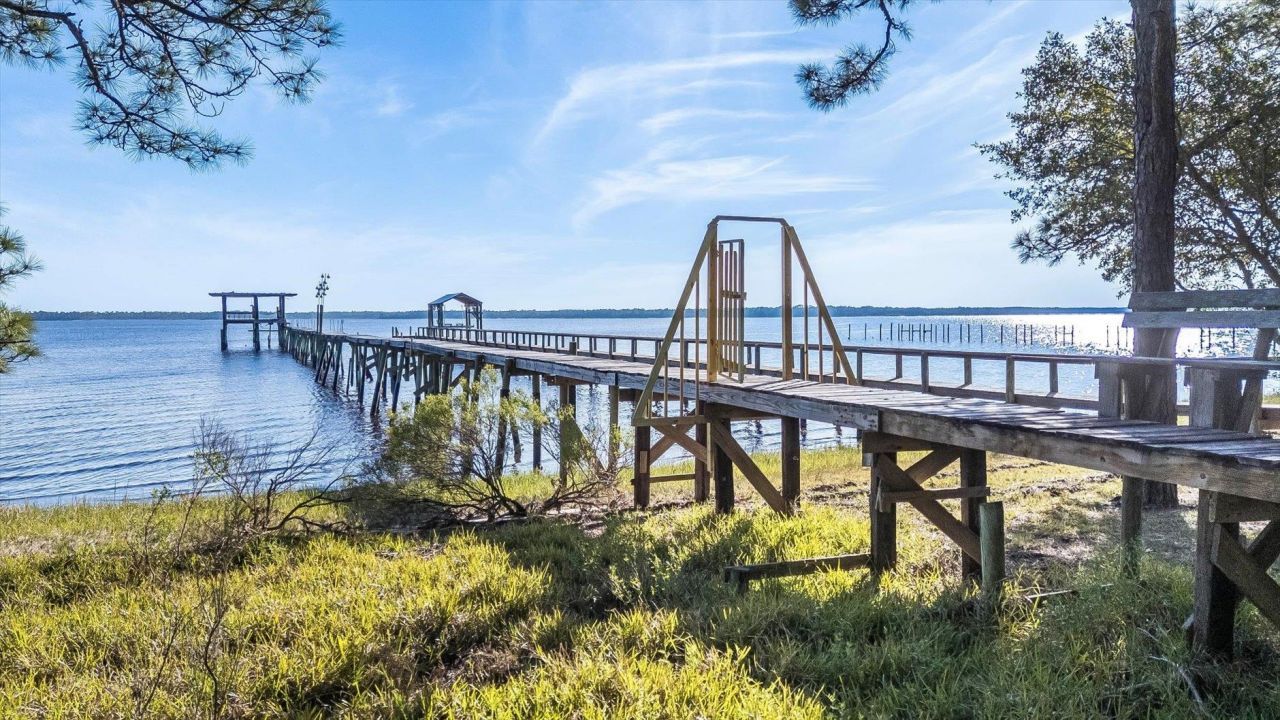 367 Mashes Sands Road, Panacea, FL 32346 Photo