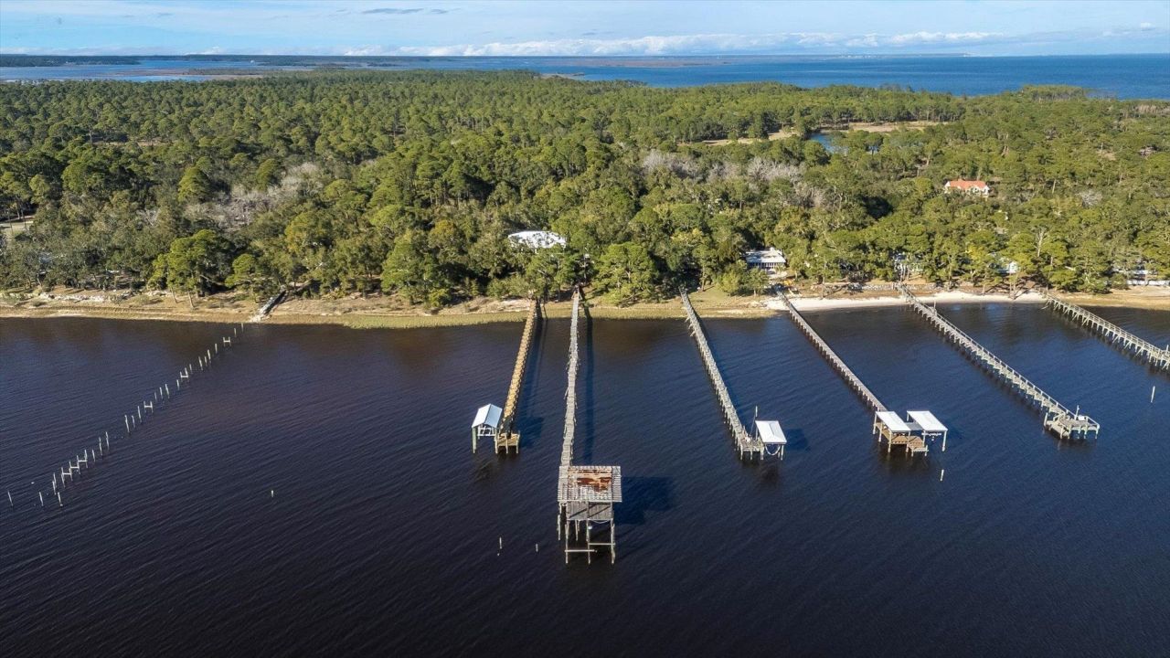 367 Mashes Sands Road, Panacea, FL 32346 Photo