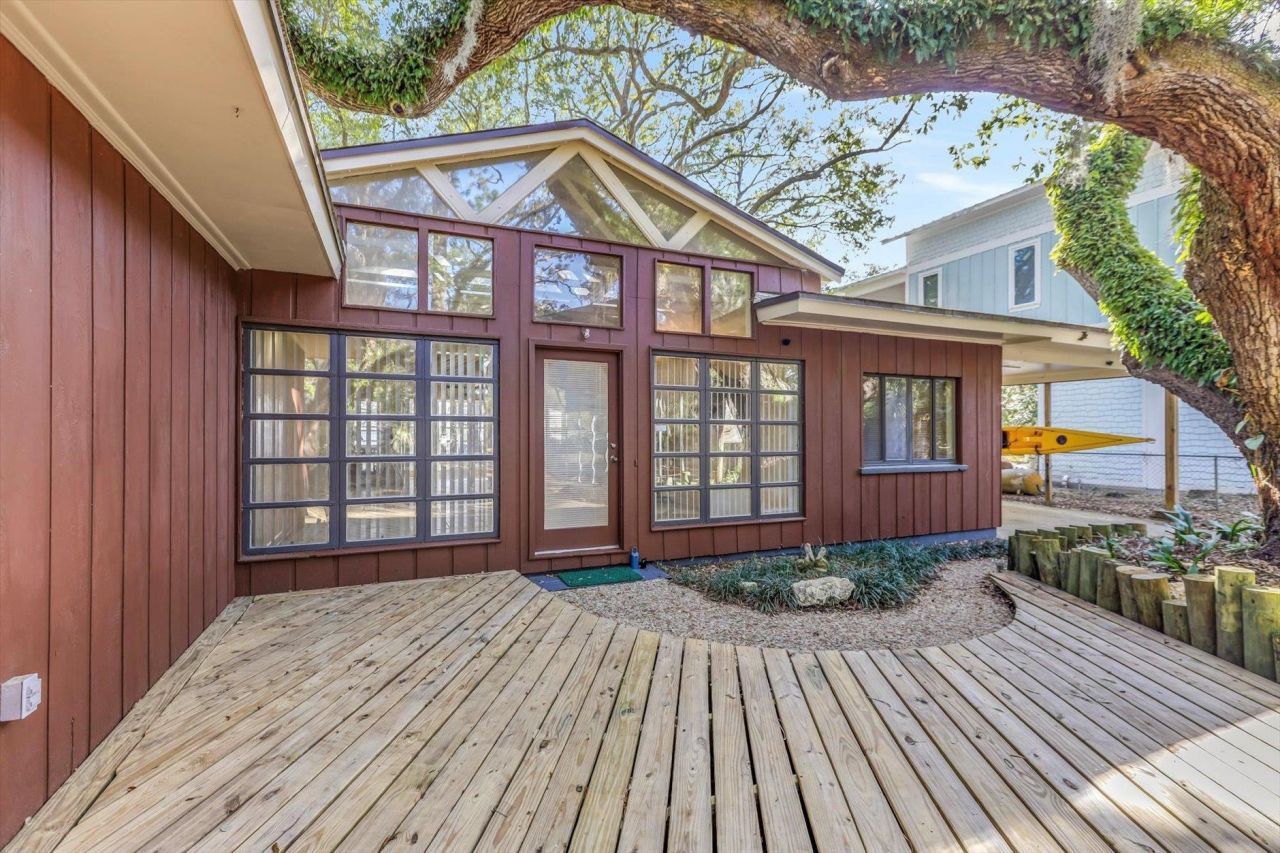 367 Mashes Sands Road, Panacea, FL 32346 Photo