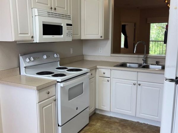 8838 CORAL PALMS COURT, Unit B, KISSIMMEE, FL 34747