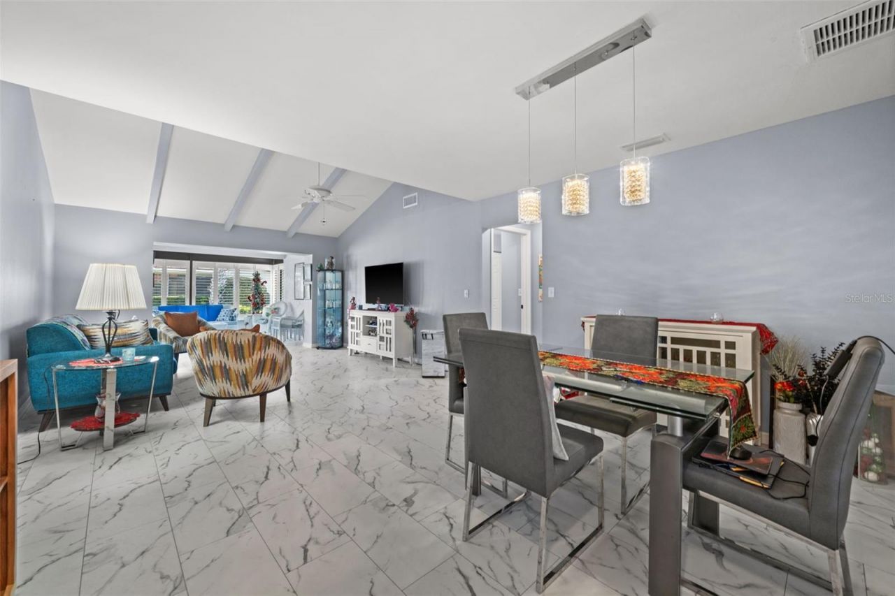3709 Miguel Way, Unit 8602, Sarasota, FL 34232 Photo