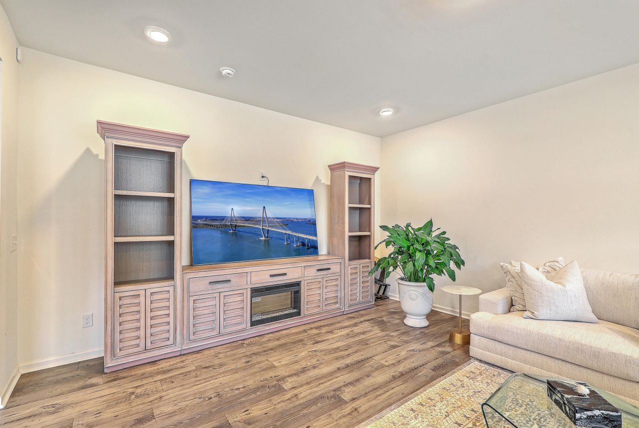 1032 Magnolia Warbler Way Photo 18