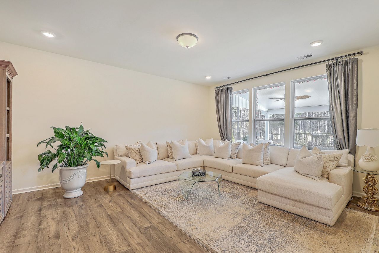 1032 Magnolia Warbler Way Photo 4