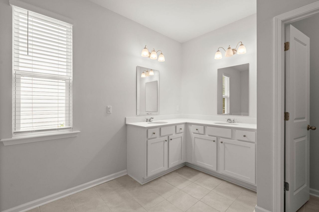 105 Loon Drive Photo 24