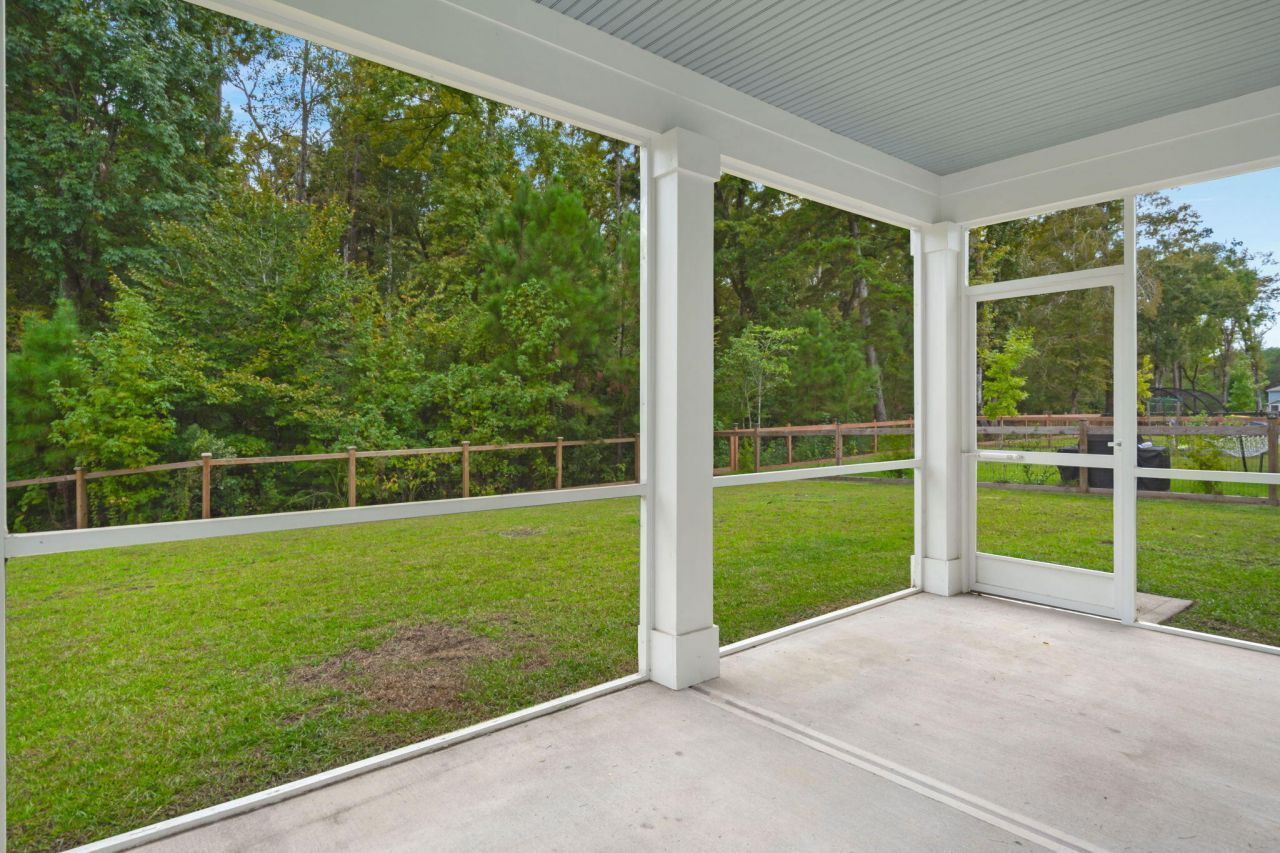 105 Loon Drive Photo 42