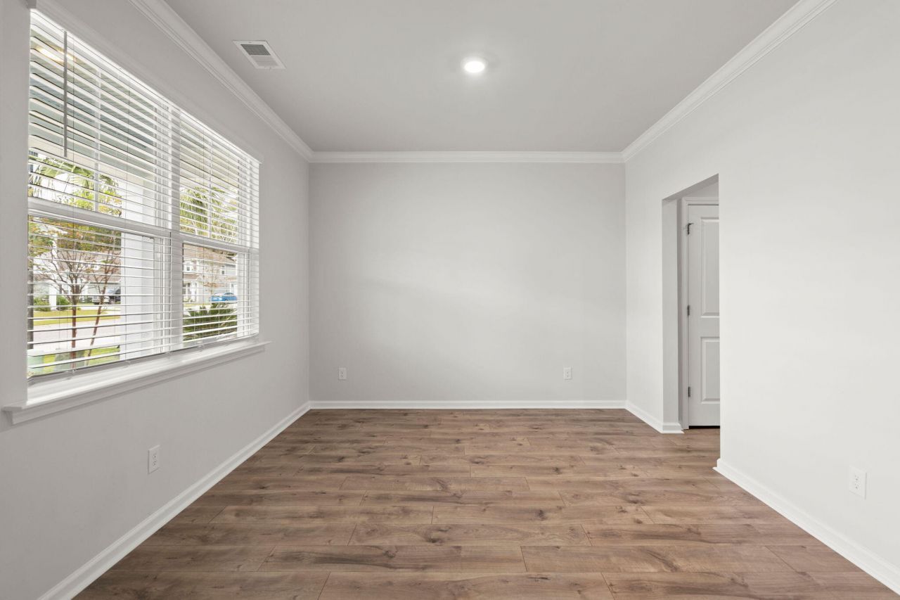 105 Loon Drive Photo 8