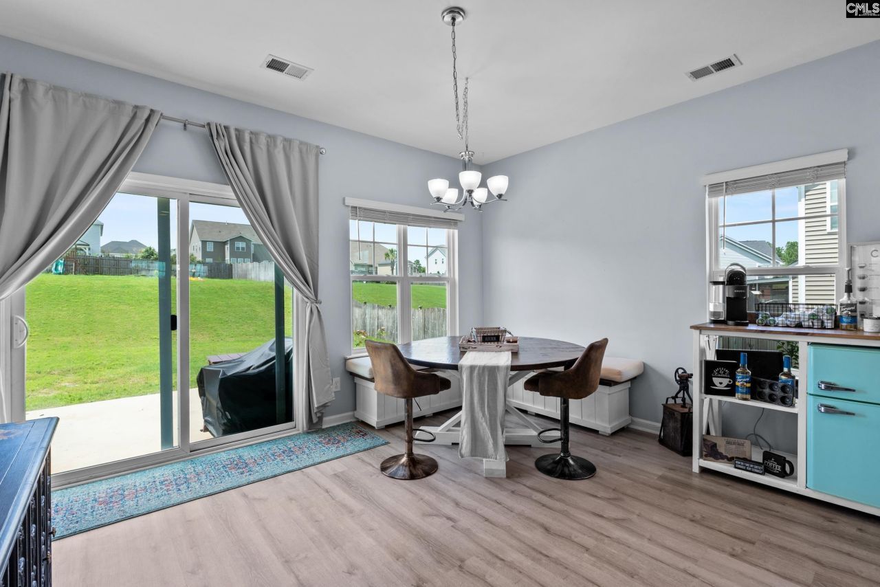 623 Winterfield Drive  Photo 12