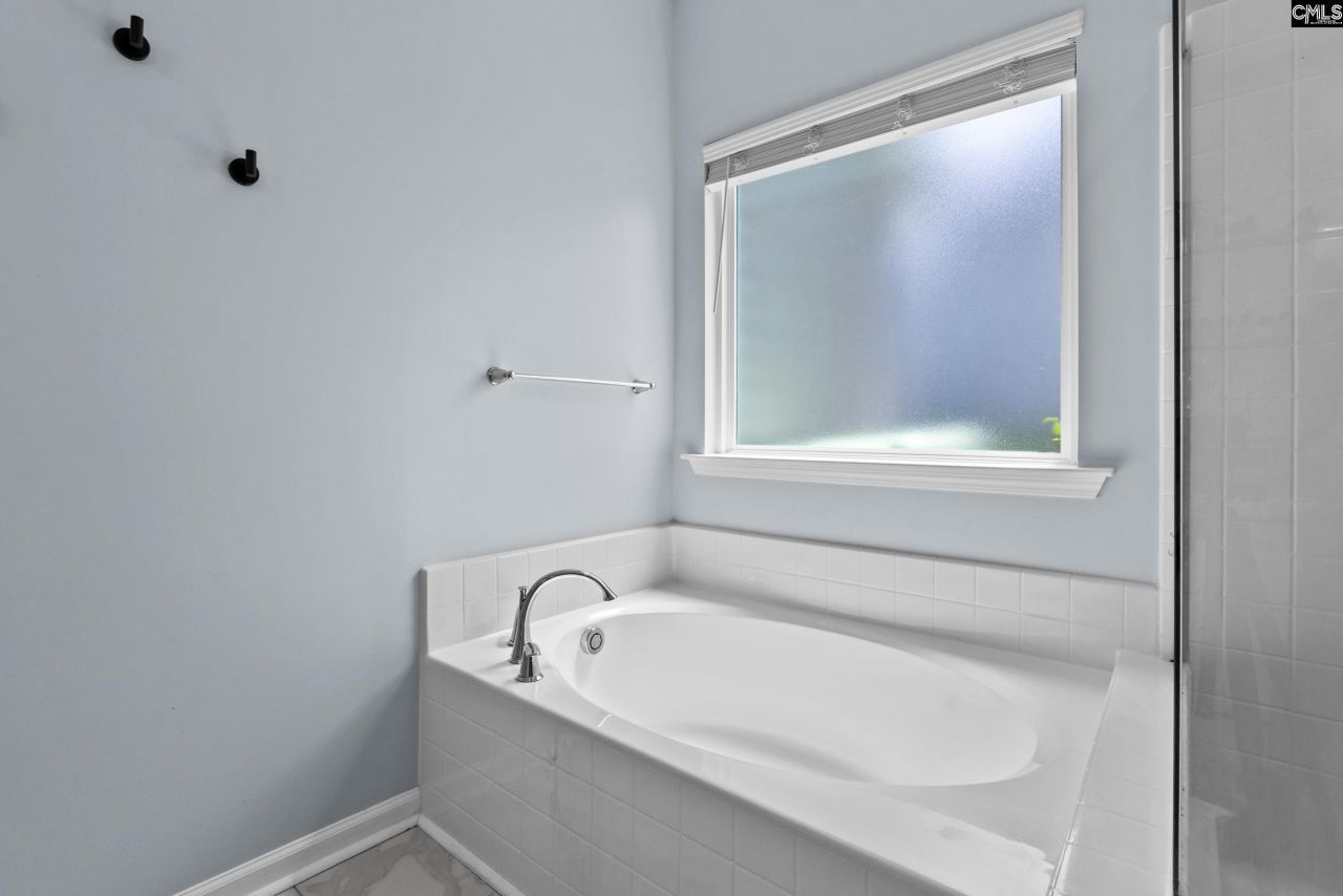 623 Winterfield Drive  Photo 17