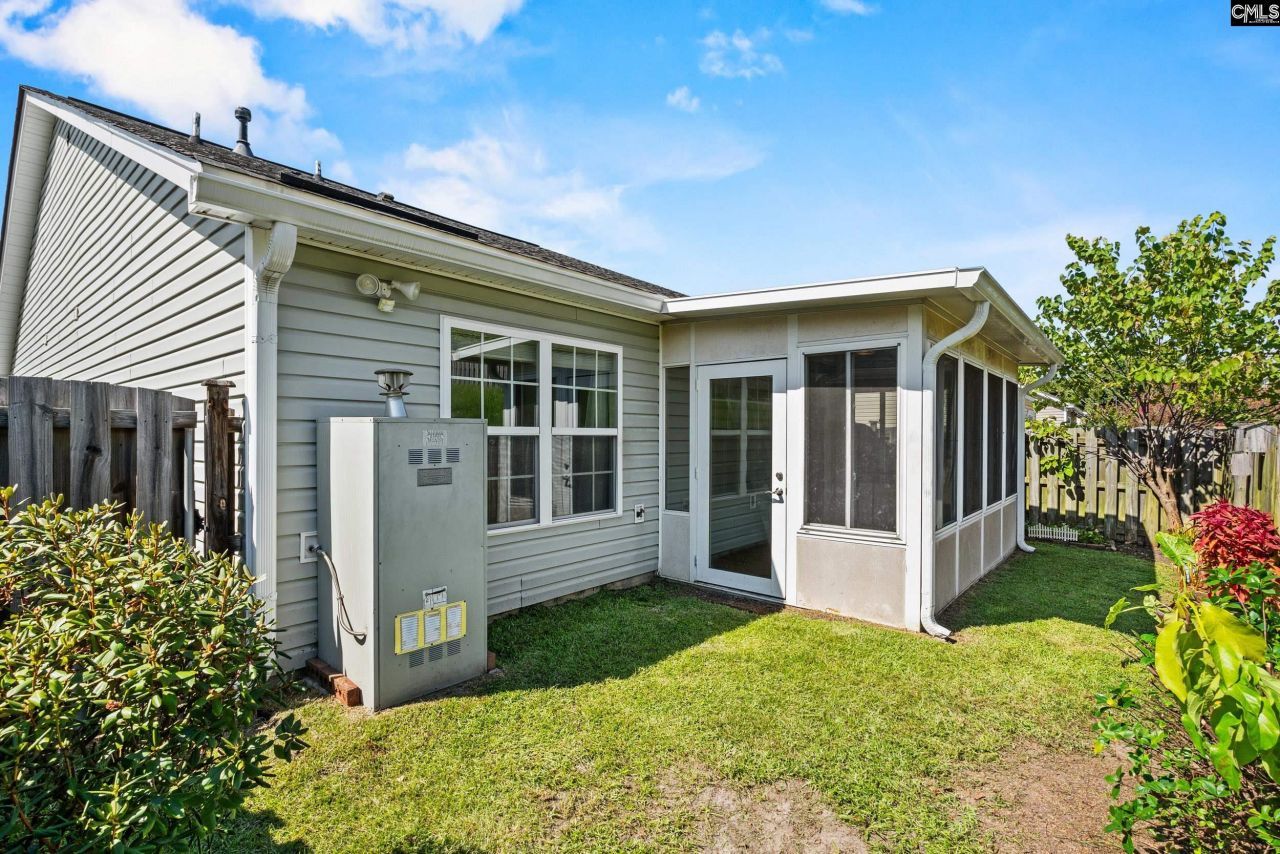 121 Tennis View Court  Photo 27