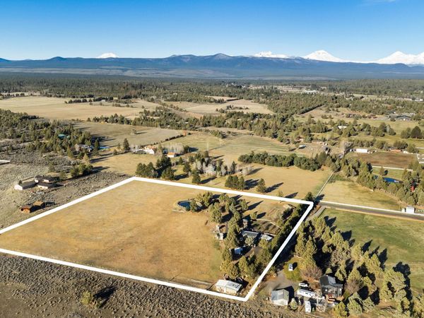 64726 Horseman Lane, Bend, OR 97703
