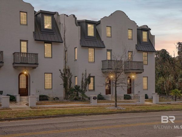 72 Fairhope Avenue, Unit 2, Fairhope, AL 36532