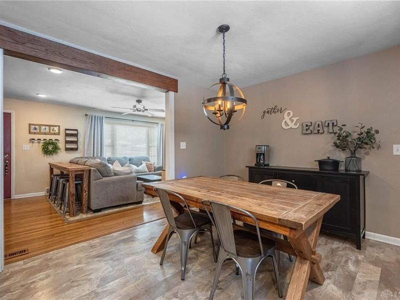 1860 Bledsoe Drive, Bellbrook, OH 45305 Photo 13