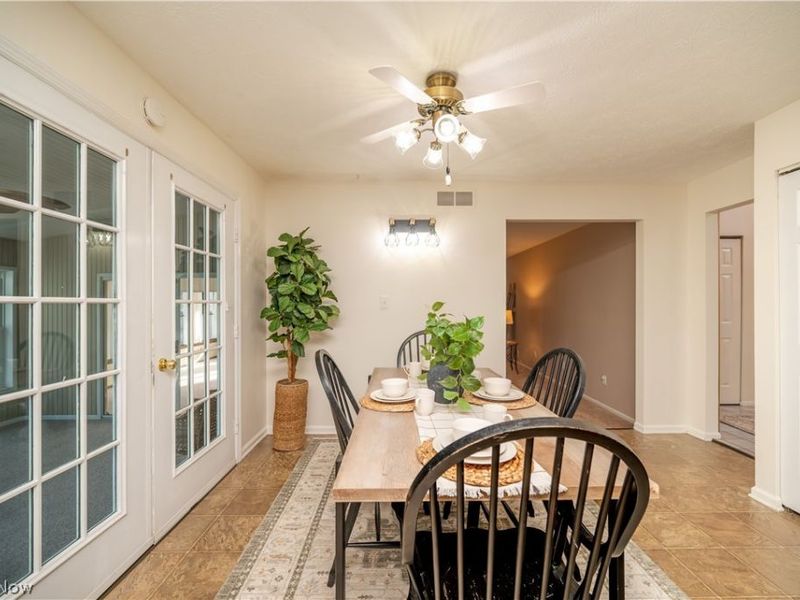 449 Westchester Drive SE, Warren, OH 44484 Photo 17