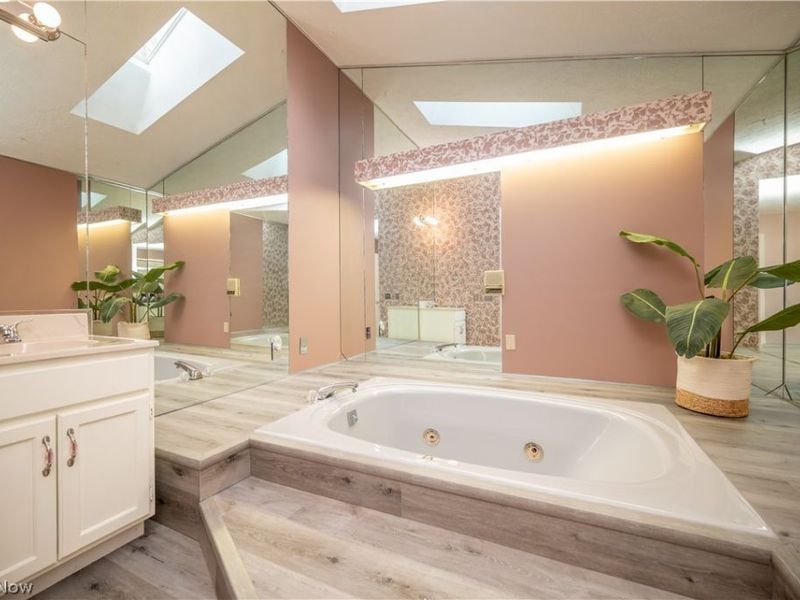 449 Westchester Drive SE, Warren, OH 44484 Photo 34