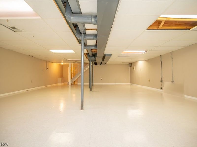 449 Westchester Drive SE, Warren, OH 44484 Photo 40