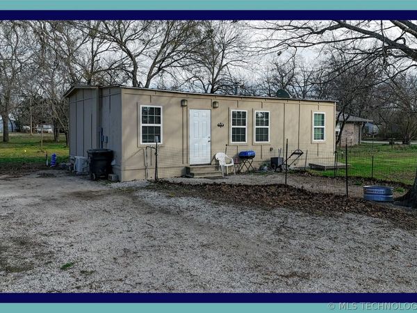 125 S Highschool Avenue , Stonewall, OK 74871
