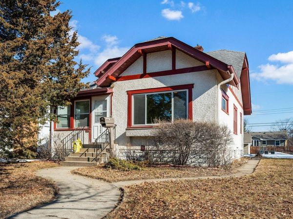 4700 Girard Avenue N, Minneapolis, MN 55430