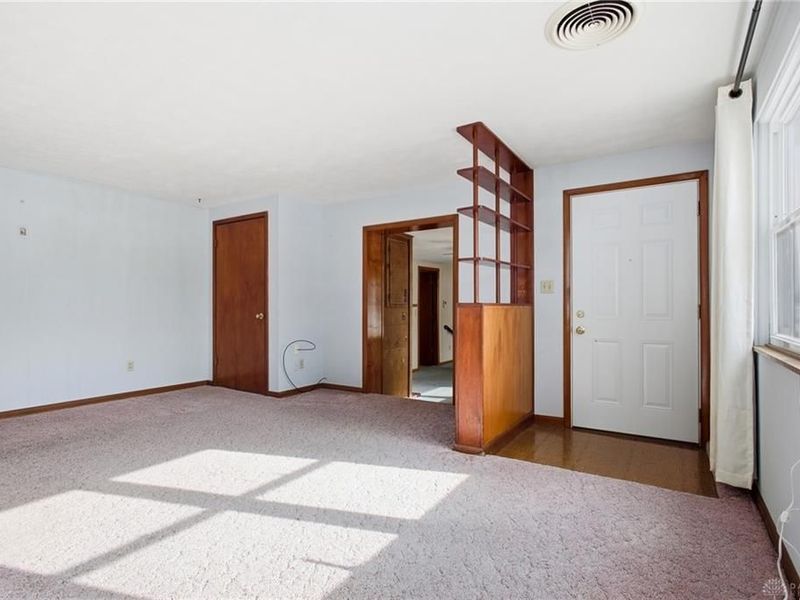 5210 Kerns Road, Springfield, OH 45502 Photo 12