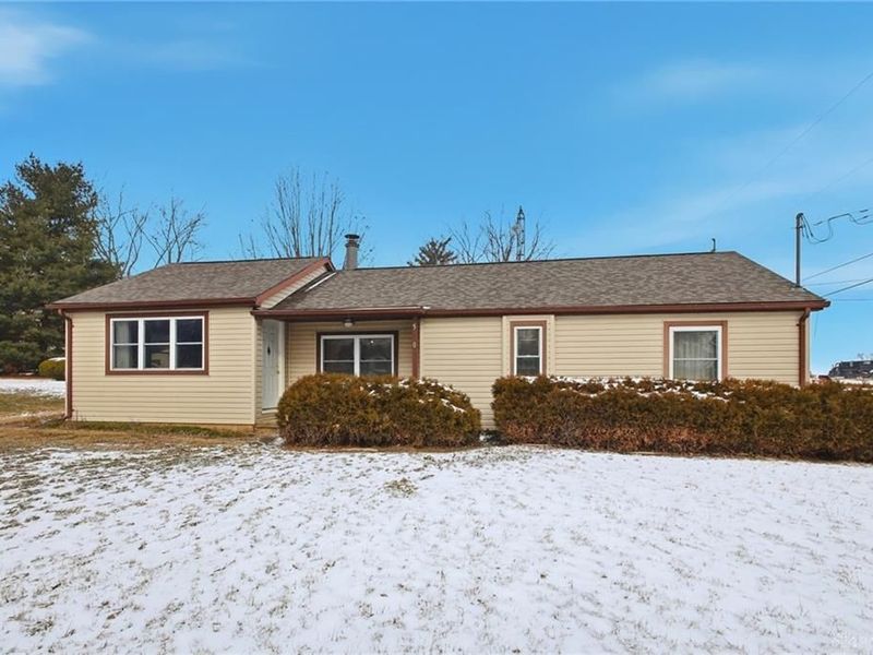 5210 Kerns Road, Springfield, OH 45502 Photo 2