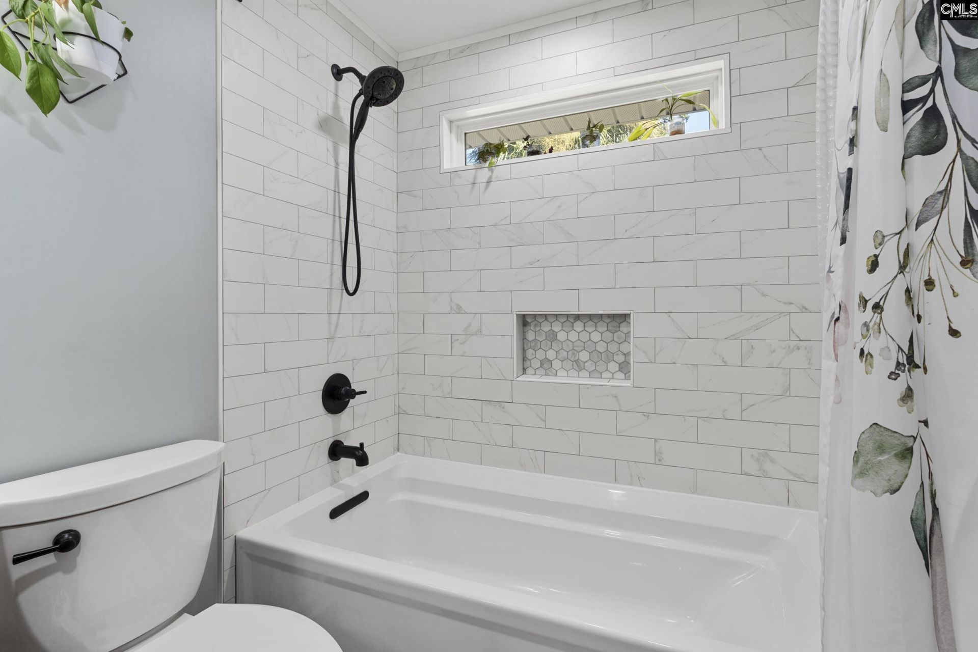 1500 Redwood Drive Photo 18