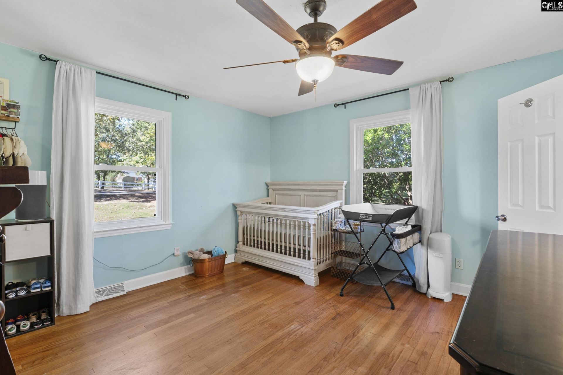 1500 Redwood Drive Photo 22