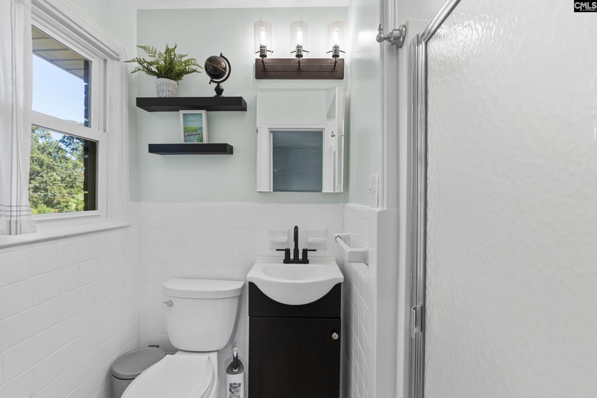 1500 Redwood Drive Photo 24