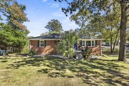 1500 Redwood Drive photo 4