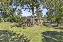 1500 Redwood Drive photo 4