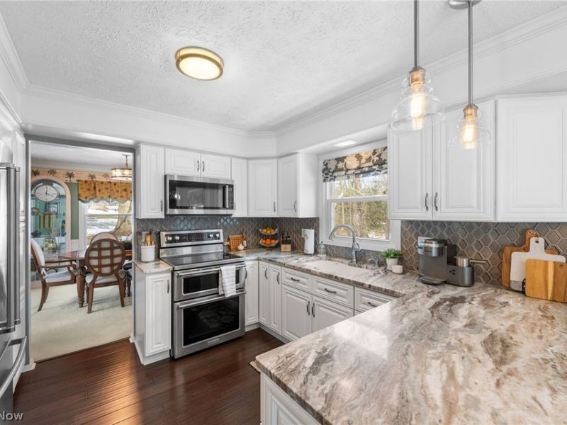 8445 Stoney Brook Drive, Chagrin Falls, OH 44023 Photo 14