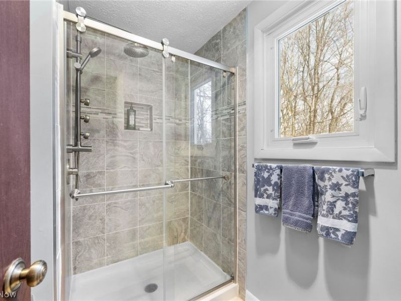 8445 Stoney Brook Drive, Chagrin Falls, OH 44023 Photo 26