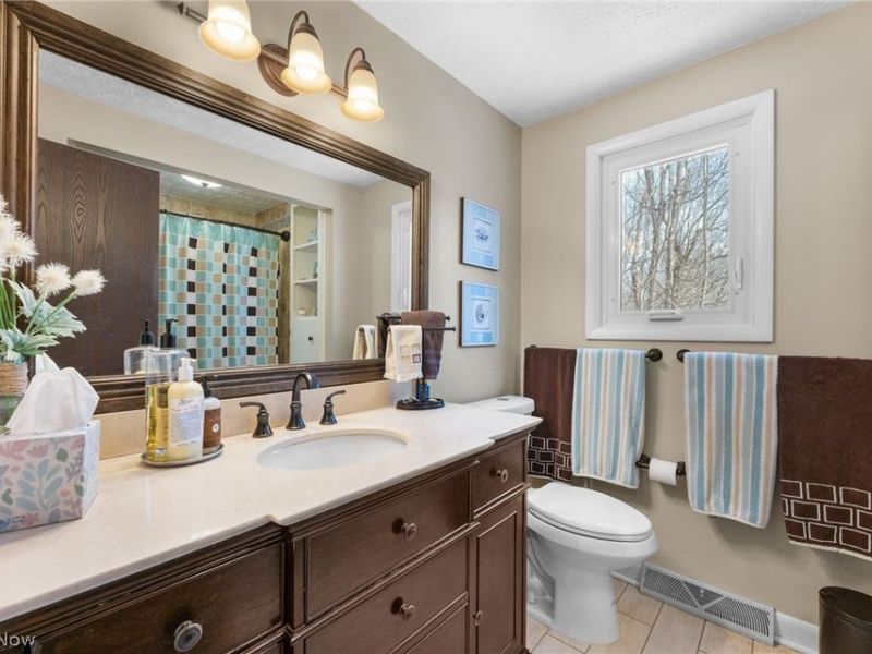 8445 Stoney Brook Drive, Chagrin Falls, OH 44023 Photo 33