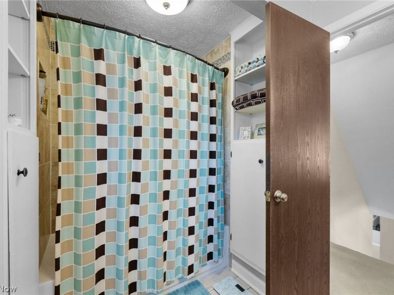 8445 Stoney Brook Drive, Chagrin Falls, OH 44023 Photo 34