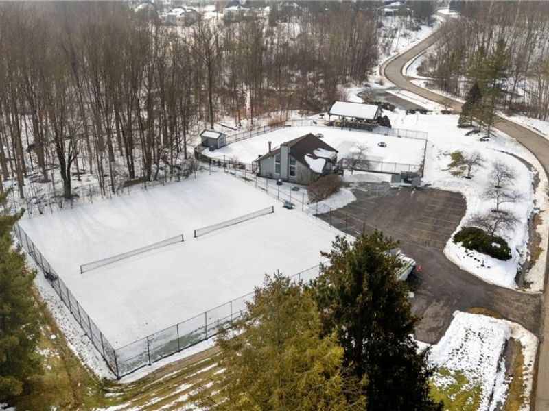 8445 Stoney Brook Drive, Chagrin Falls, OH 44023 Photo 46